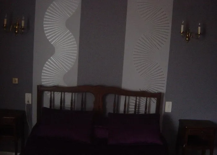 住宿加早餐酒店 D'hote La Frezelle Rouvres-la-Chétive