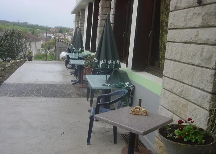 住宿加早餐酒店 D'hote La Frezelle